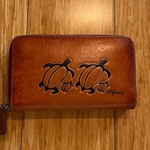 NWOT Brown Leather Wallet with Turtle Design